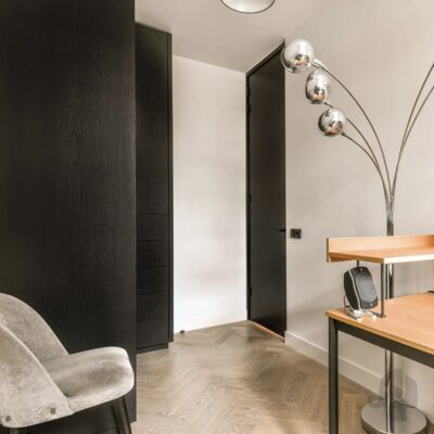 porta-alta-piatto-negro