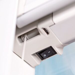 solar-verduisterend-rolgordijn-052-beige-fakro-arf