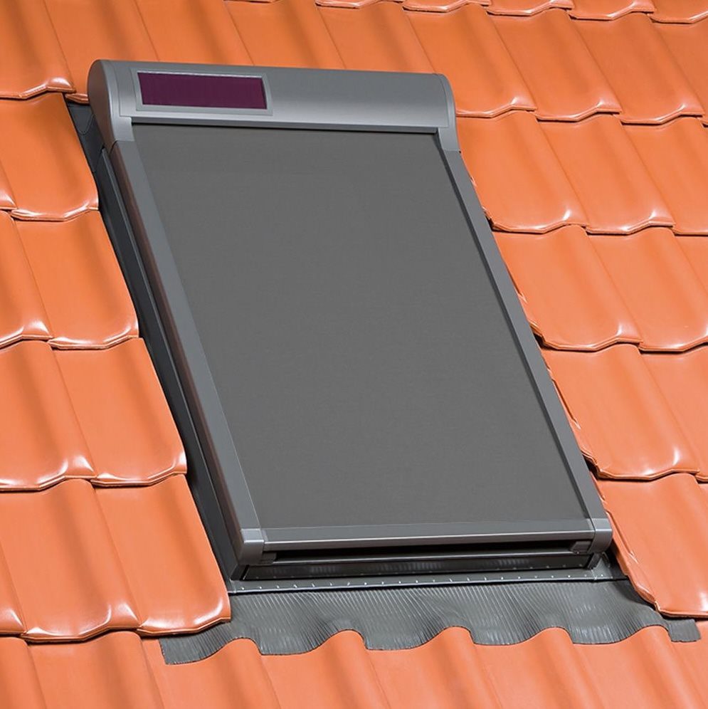solar-screen-092-antraciet-1-transparant-fakro-amz-newline