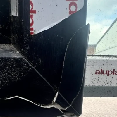 Draaikiep-Vast-Vast 2600x1550 | 120mm met aanslag | Beschadigd